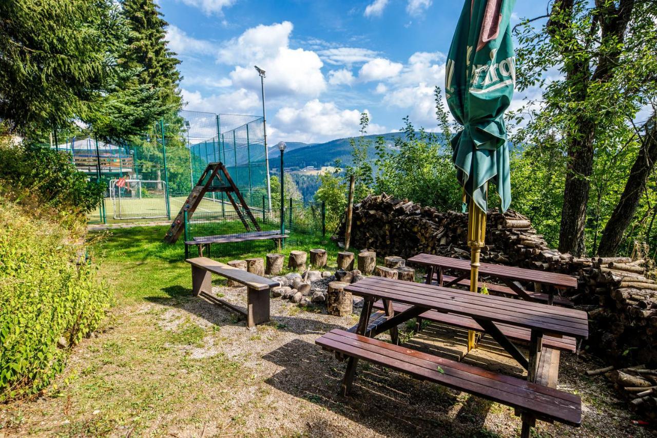 Hotel Svycarska Bouda Špindlerŭv Mlýn Exterior foto